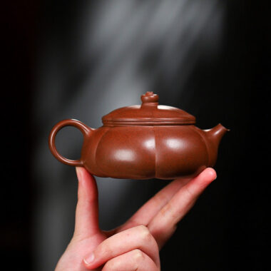 Yixing Zisha Teapot [Plum Han Jiang] (Zi Ni – 180ml)