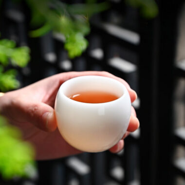 Ice Jade White Porcelain Small Tea Cup 45-50ml