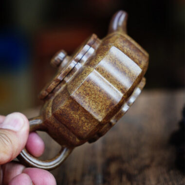 Full Handmade Yixing Zisha Teapot [Jinnang Zhou Pan Pot] (Qing Duan Ni Firewood Fired – 140ml)