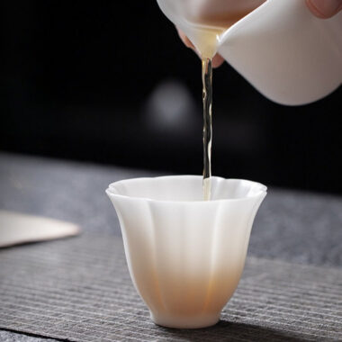 Ice Jade White Porcelain [Linghua] Tea Cup 70ml