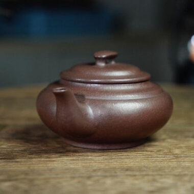 Full Handmade Yixing Zisha Teapot [Shang Xin Qiao Pot] (Zi Ni – 210ml)