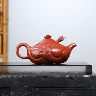 Full Handmade Yixing Zisha Teapot [Carp Dragon Pot] (Zhu Ni – 220/350ml)