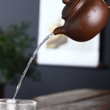 Full Handmade Yixing Zisha Teapot [Lotus Seed Pot] (Zi Ni – 290ml)