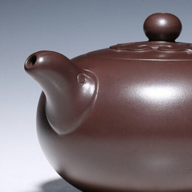 Full Handmade Yixing Zisha Teapot [Yuan Ruyi] (Lao Zi Ni – 160/320ml)