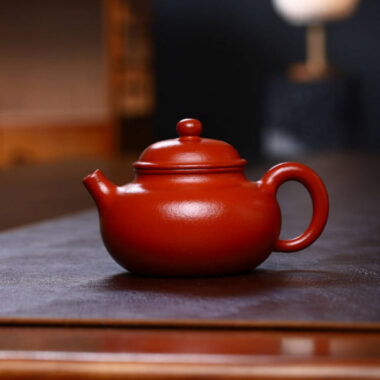 Full Handmade Yixing Zisha Teapot [Rong Tian Pot] (Xiao Mei Yao Zhu Ni – 200ml)