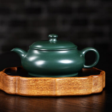 Full Handmade Yixing Zisha Teapot [Ming Lu Pot] (Minguo Lu Ni- 220ml)