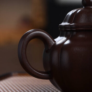 Full Handmade Yixing Zisha Teapot [Jinnang Duo Qiu Pot] (Lao Zi Ni- 300ml)