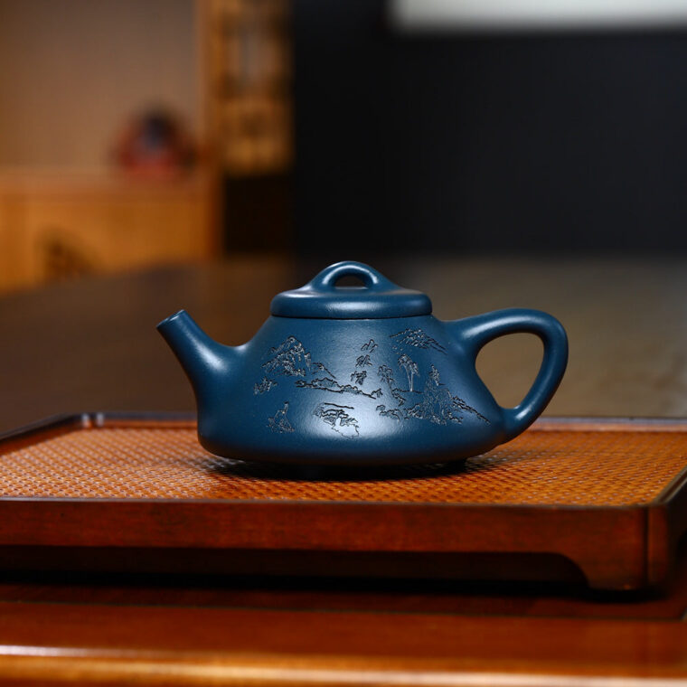 Yixing Zisha Teapot [Fengming Ziye Shi Piao] (Tian Qing Ni – 180ml)