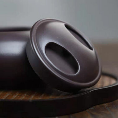 Full Handmade Yixing Zisha Teapot [Niu Gai Shi Piao Pot] (Lao Zi Ni – 250/420ml)