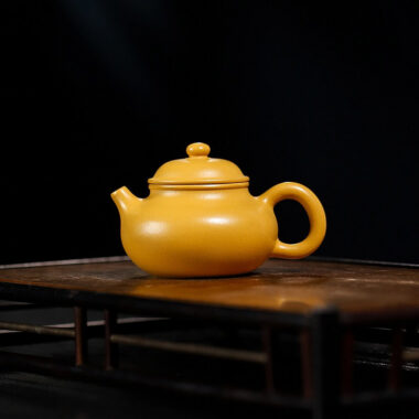 Yixing Zisha Teapot [Mini Rong Tian Pot] (Huangjin Zhn Ni – 120ml)