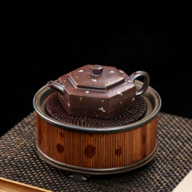 Full Handmade Yixing Zisha Teapot [Liufang De Zhong] (Firewood Fired Duan Ni – 150ml)
