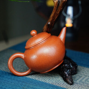 Full Handmade Yixing Zisha Teapot [Shui Ping Pot] (Li Pi Zhu Ni – 220ml)