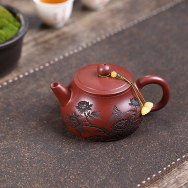 Yixing Zisha Teapot [Peony Shi Piao] (Long Xue Sha – 200ml)