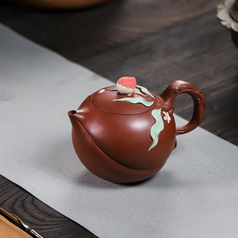 Full Handmade Yixing Zisha Teapot [Luye Shoutao] (Hong Pi Long – 280ml)