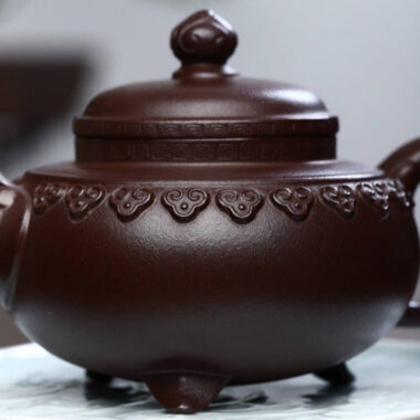 Full Handmade Yixing Zisha Teapot [Yun Jian Ruyi Pot] (Shi Hong – 320ml)