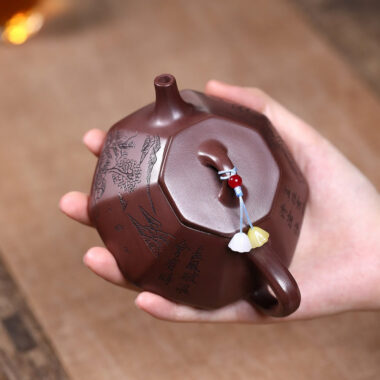 Yixing Zisha Teapot [Bafang Shanshui Shi Piao] (Zi Ni – 200ml)