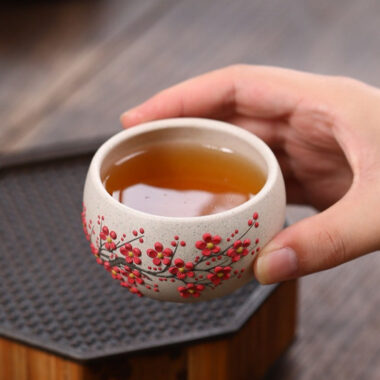 Handmade Yixing Zisha Master Tea Cup [Plum Blossom / Magnolia] 90ml