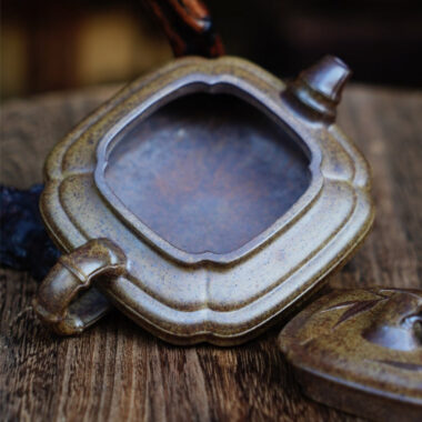 Full Handmade Yixing Zisha Teapot [Jin Nang Xu Bian Pot] (Qing Duan Ni Firewood Fired – 200ml)