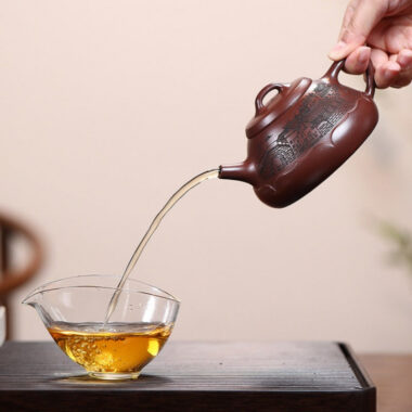 Yixing Zisha Teapot [Lotus Piao] (Long Xue Sha – 320ml)