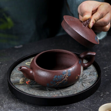 Full Handmade Yixing Zisha Teapot [Guan Shan] (30 Mu Zi Ni – 280ml)