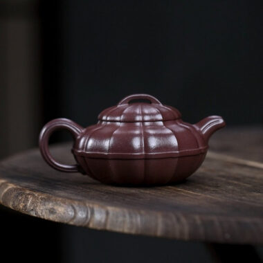 Full Handmade Yixing Zisha Teapot [Qing Yuan] (Zi Ni – 200ml)