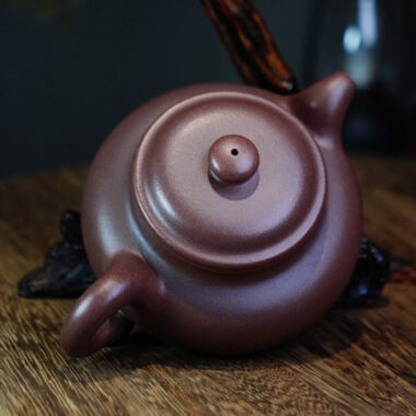 Full Handmade Yixing Zisha Teapot [Fanggu Pot] (Zi Ni – 360ml)
