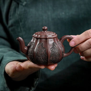 Full Handmade Yixing Zisha Teapot [Hua Ruyi] (Zi Ni – 160ml)