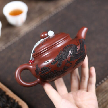 Yixing Zisha Teapot [Dragon Fanggu] (Long Xue Sha – 340ml)