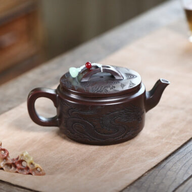 Yixing Zisha Teapot [Dragon Hanwa] (Gu Tong Wu Ni – 460ml)