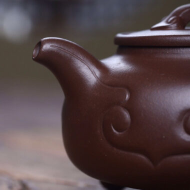 Full Handmade Yixing Zisha Teapot [Sanzu Ruyi Pot] (Zi Ni – 400ml)