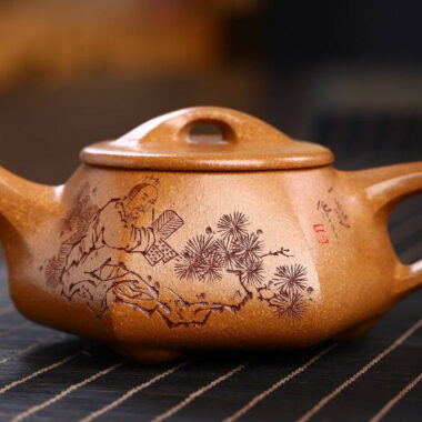 Full Handmade Yixing Zisha Teapot [Liufang Shi Piao Pot] (Wucai Lao Duan Ni – 230ml)