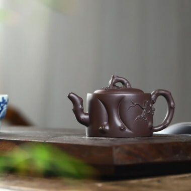 Full Handmade Yixing Zisha Teapot [Grape Stump Pot] (Lao Zi Ni – 180ml)