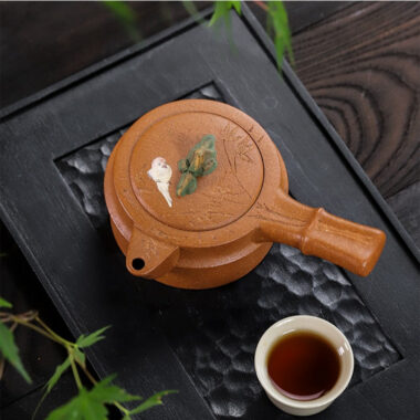Full Handmade Yixing Zisha Teapot [Xiao Yao Bamboo] (Jin Jiang Po Ni – 300ml)