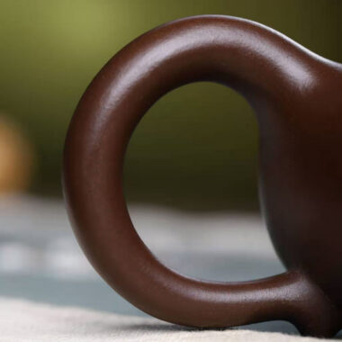 Full Handmade Yixing Zisha Teapot [Fanggu Pot] (Zi Ni – 310ml)