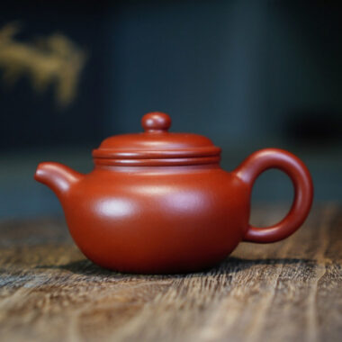 Full Handmade Yixing Zisha Teapot [Fanggu Pot] (Dahongpao – 100ml)