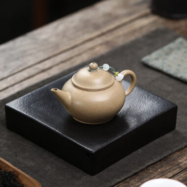 Yixing Zisha Teapot [Shui Ping] (Bensan Lu Ni – 150ml)