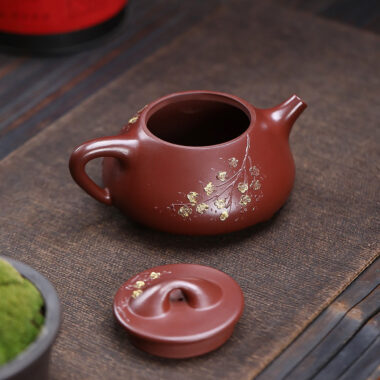 Yixing Zisha Teapot [Plum Blossom Jingzhou Shi Piao] (Hong Pi Long – 310ml)