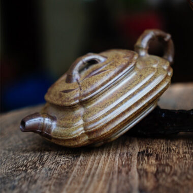 Full Handmade Yixing Zisha Teapot [Jin Nang Xu Bian Pot] (Qing Duan Ni Firewood Fired – 200ml)