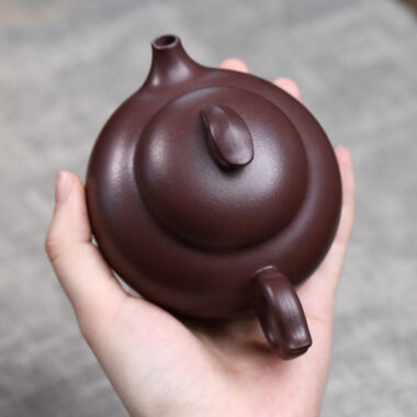 Full Handmade Yixing Zisha Teapot [Listening] (Zi Ni – 200ml)