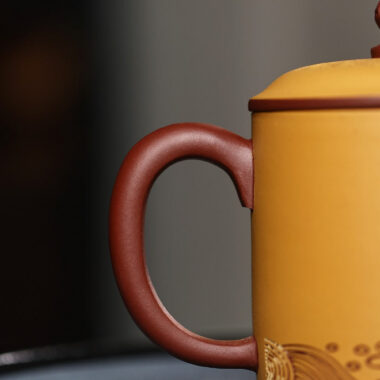 Yixing Zisha Tea Mug [Guanhai Tingtao] (Huangjin Duan Ni / Zi Ni – 500ml)