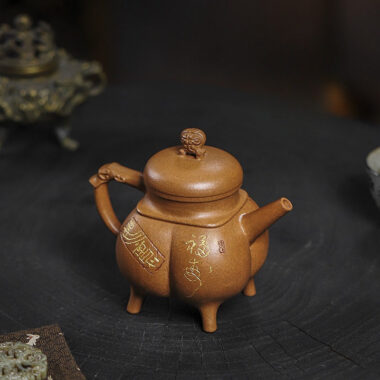 Full Handmade Yixing Zisha Teapot [Shenzhou Fuding] (Jin Jiang Po Ni – 320ml)