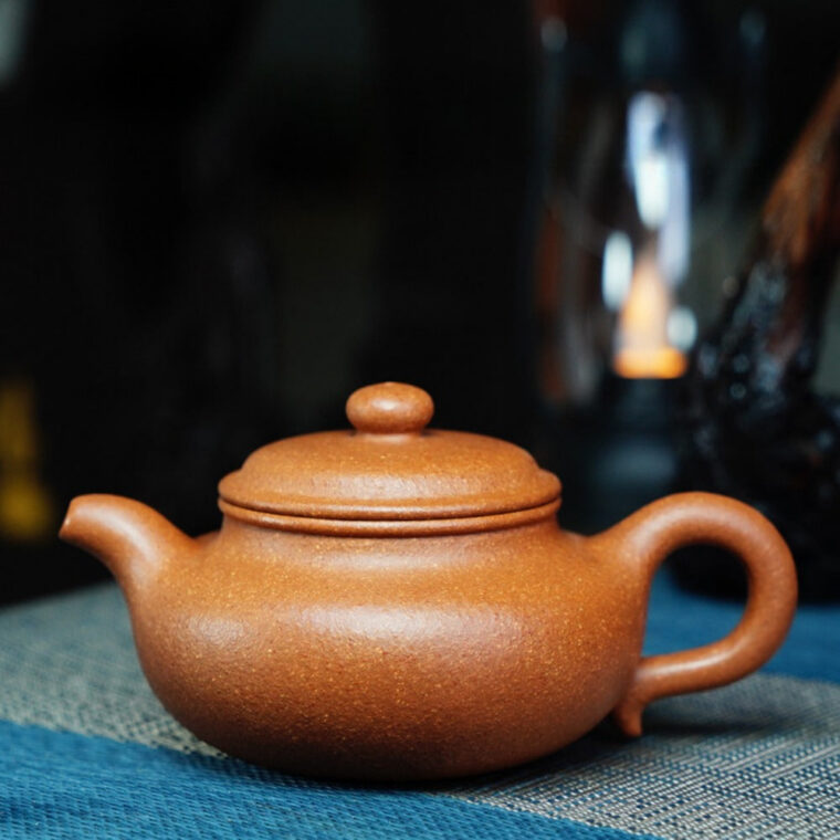 Full Handmade Yixing Zisha Teapot [Fanggu Pot] (Jiang Po Ni – 180ml)