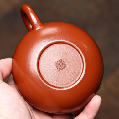 Full Handmade Yixing Zisha Teapot [Rong Tian Pot] (Dahongpao – 210ml)
