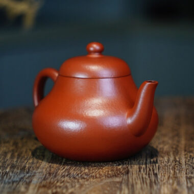 Full Handmade Yixing Zisha Teapot [Pear Pot] (Dahongpao – 170ml)