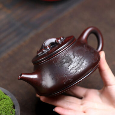 Yixing Zisha Teapot [Dragon Shi Piao] (Tie Xue Hong Sha – 320ml)
