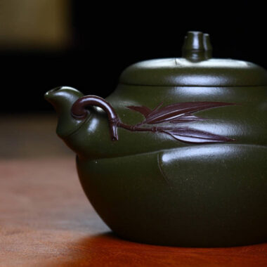 Full Handmade Yixing Zisha Teapot [Bamboo Pot] (Mo Lu Ni- 360ml)