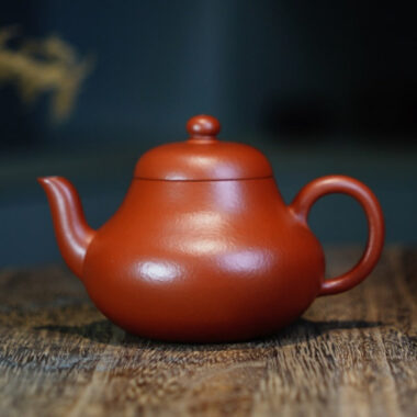 Full Handmade Yixing Zisha Teapot [Pear Pot] (Dahongpao – 170ml)