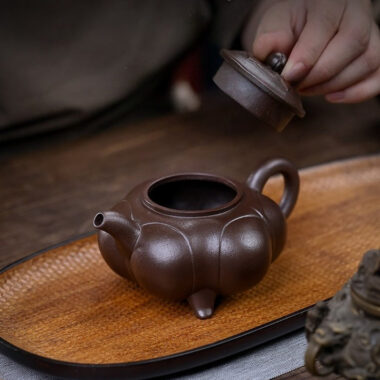 Full Handmade Yixing Zisha Teapot [Sanzu Ruyi] (Baoshan Zi Ni – 300ml)