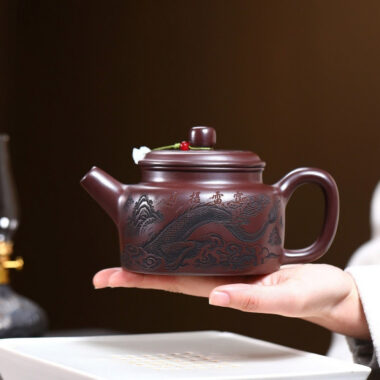 Yixing Zisha Teapot [Dragon Dezhong] (Zi Zhu Ni – 480ml)