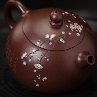 Full Handmade Yixing Zisha Teapot [Plum Xishi Pot] (Zi Ni – 170ml)